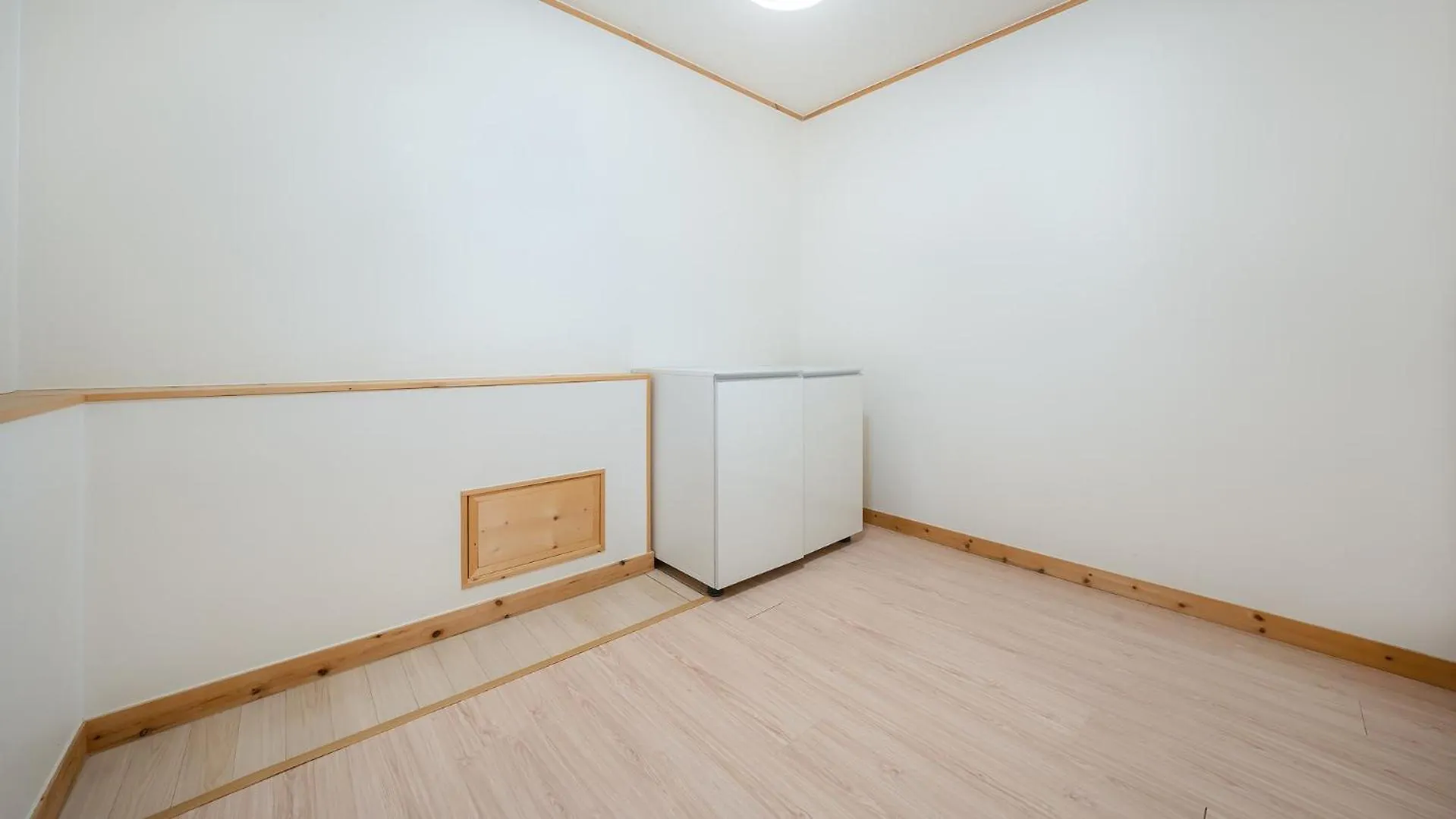 Ganghwado Elinhuvert Pension Incheon 0*,  South Korea