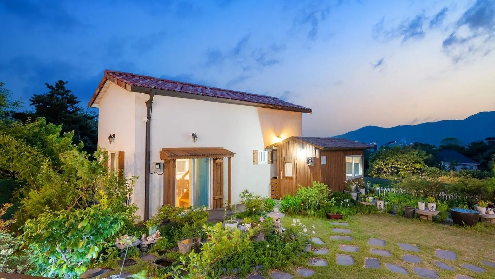 Ganghwado Elinhuvert Pension Incheon Holiday home