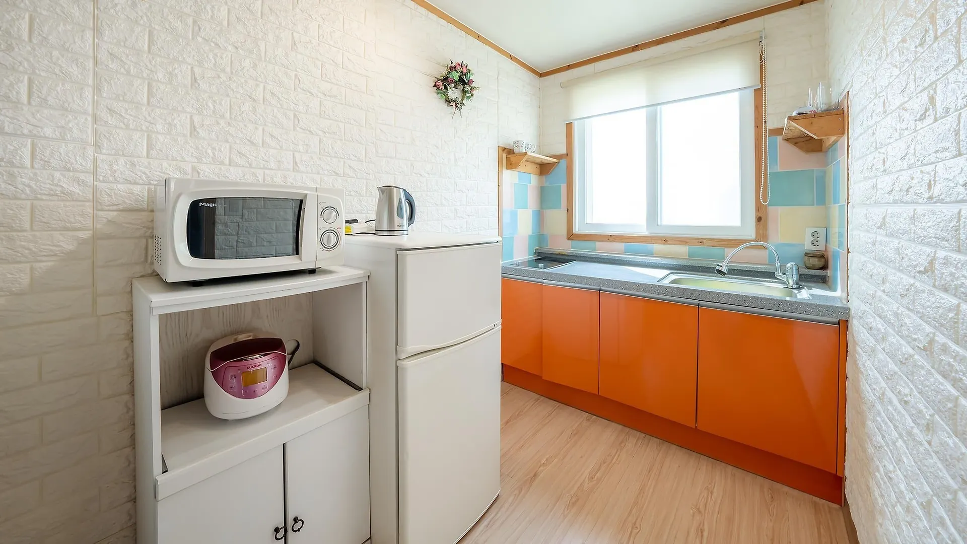 Ganghwado Elinhuvert Pension Incheon 0*,