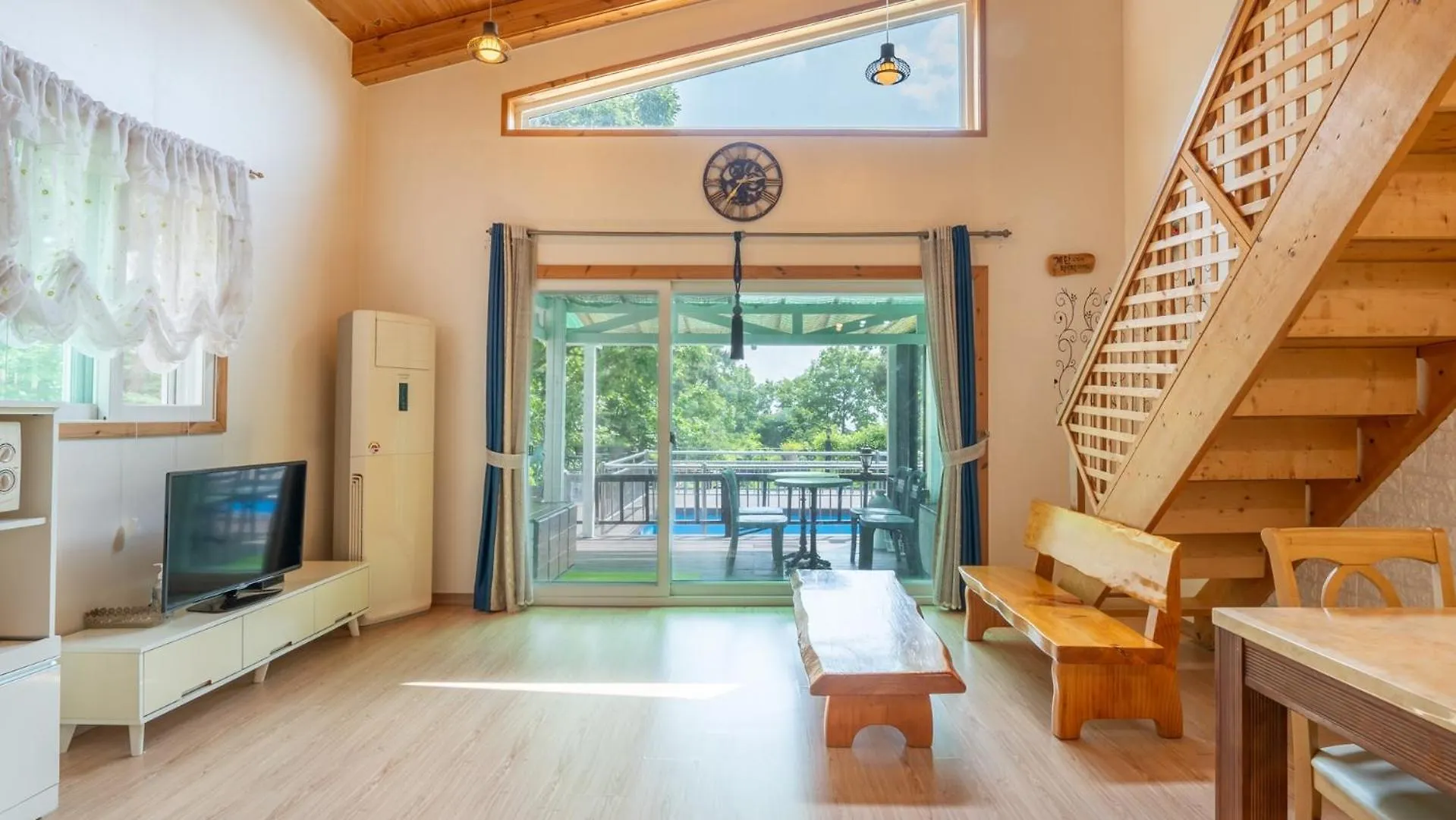 Ganghwado Elinhuvert Pension Incheon South Korea