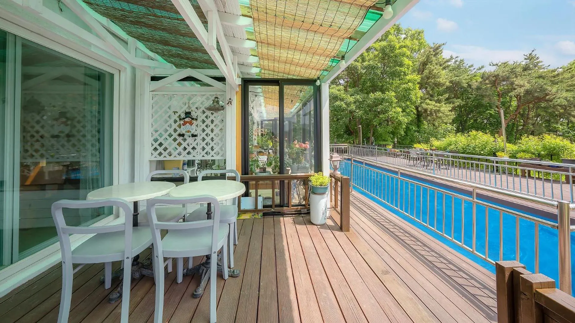 Ganghwado Elinhuvert Pension Incheon South Korea