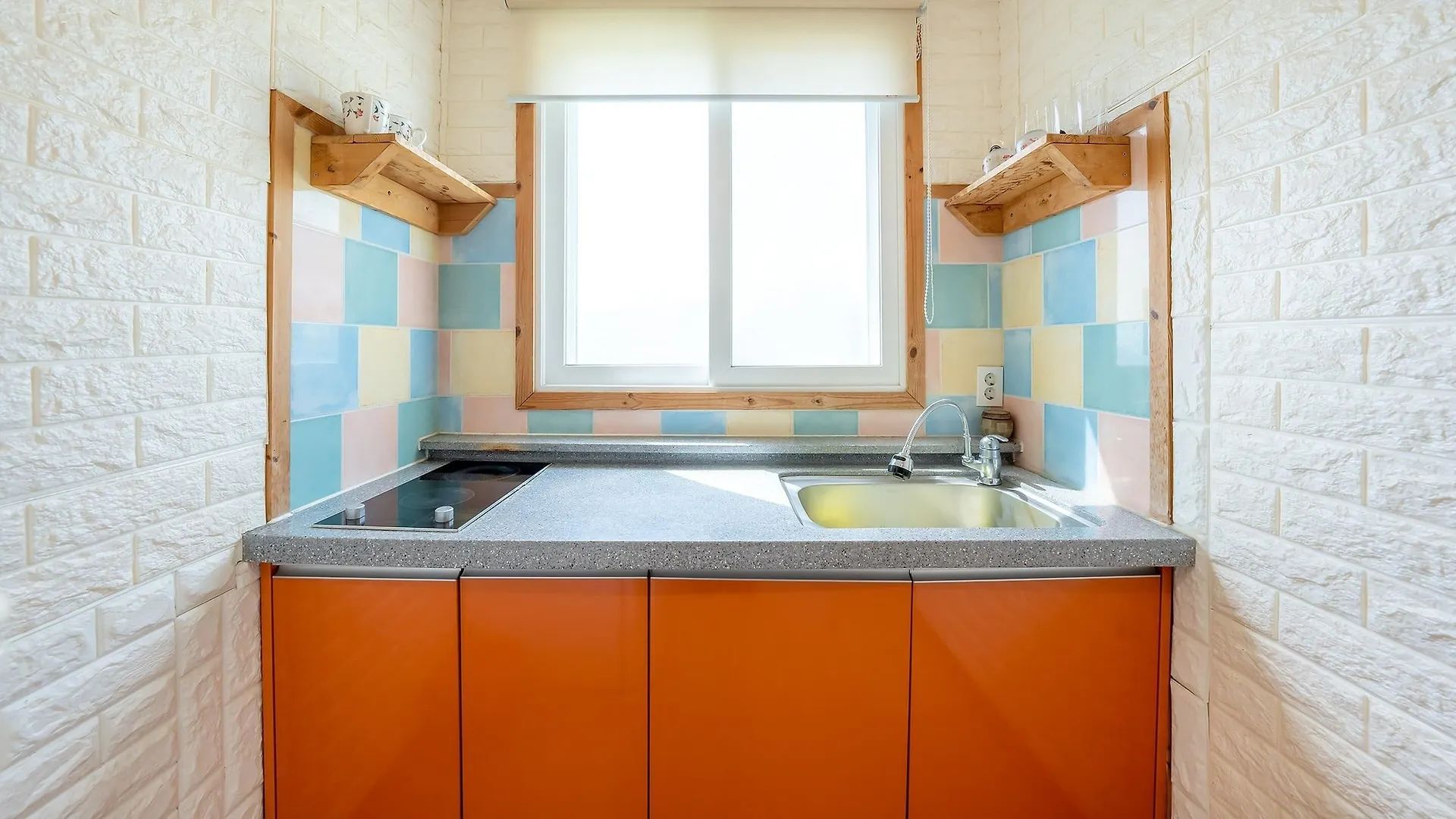 강화도 엘린휴버트 펜션 인천 0*,  대한민국