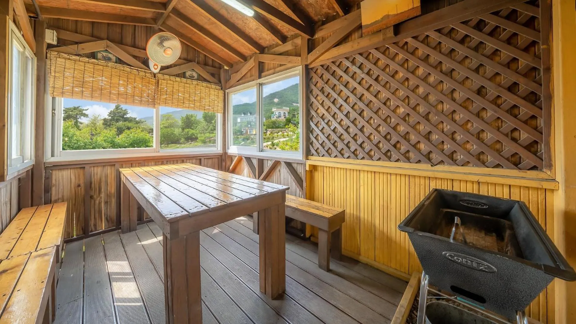 Ganghwado Elinhuvert Pension Incheon South Korea